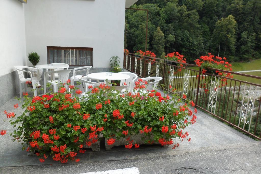 Albergo Ristorante Regina Bognanco Eksteriør billede