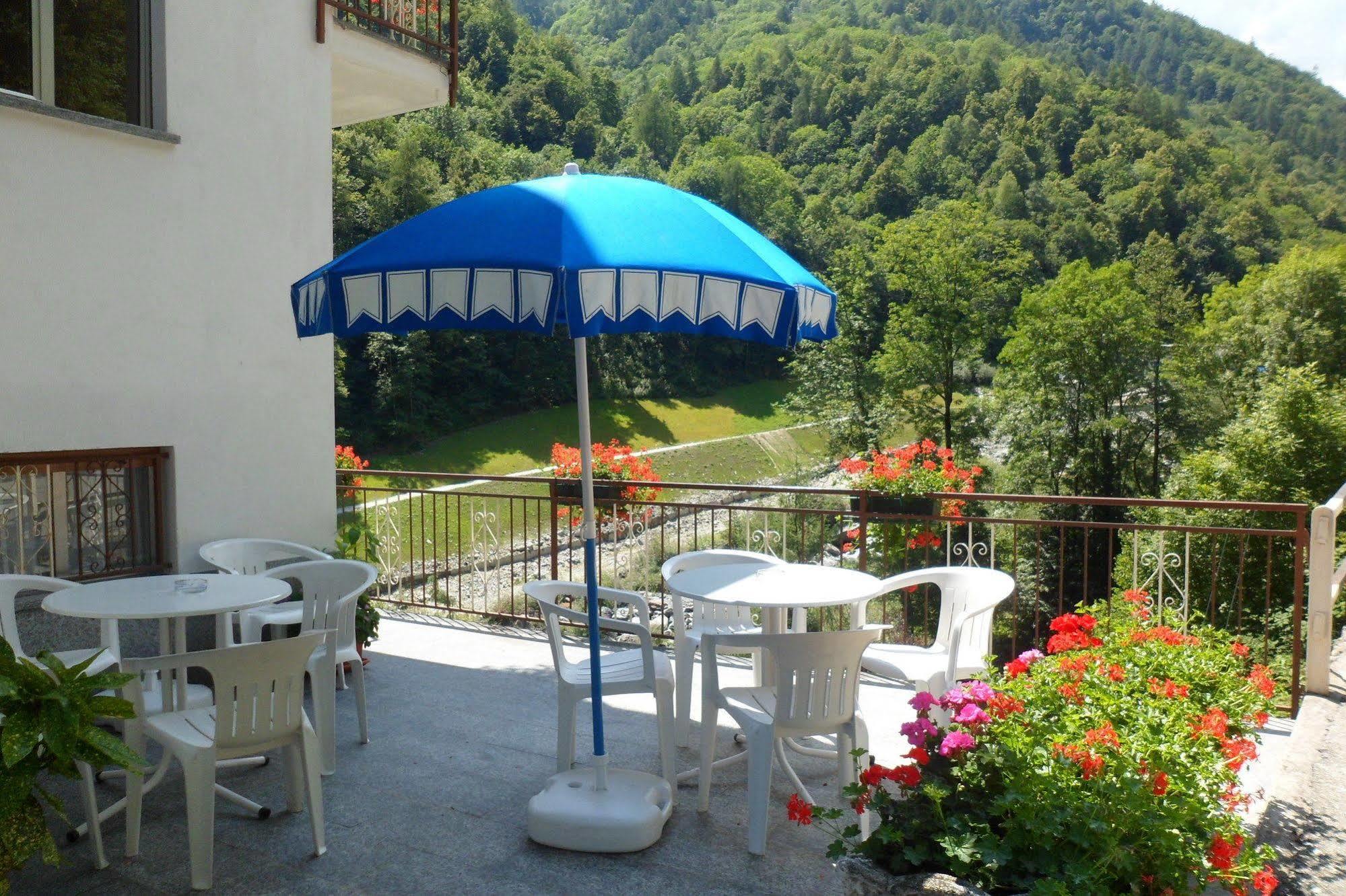 Albergo Ristorante Regina Bognanco Eksteriør billede